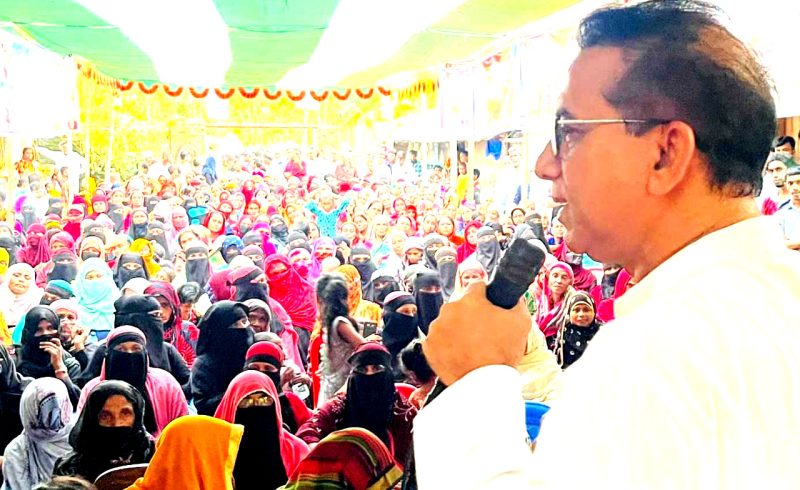 দেশের উন্নয়ন ও অগ্রযাত্রা অব্যাহত রাখতে আবারো নৌকায় ভোট দিন : লোহাগাড়ায় আমিনুল ইসলাম