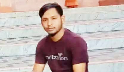 লোহাগাড়ায় পরকিয়ার বলি হলো ২ সন্তানের জনক!