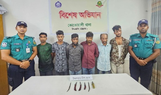 পলোগ্রাউন্ড এলাকায় ডাকাতির প্রস্তুতিকালে ৬ ডাকাত গ্রেপ্তার