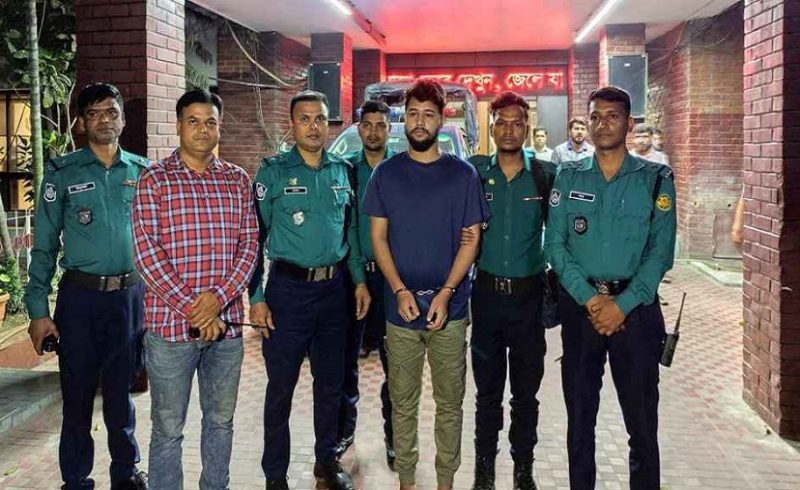 চট্টগ্রামের আলোচিত সন্ত্রাসী ছোট সাজ্জাদ ঢাকায় গ্রেপ্তার