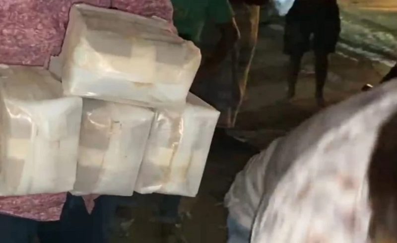 কক্সবাজারে বড় ইয়াবার চালান জব্দ,আটক ১