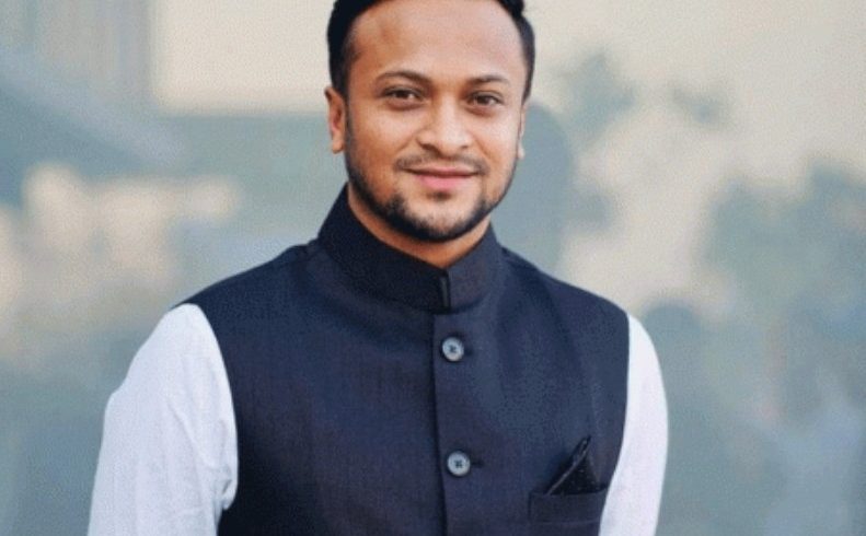 ক্রিকেটার সাকিব এখনও রাজনীতি করতে চান