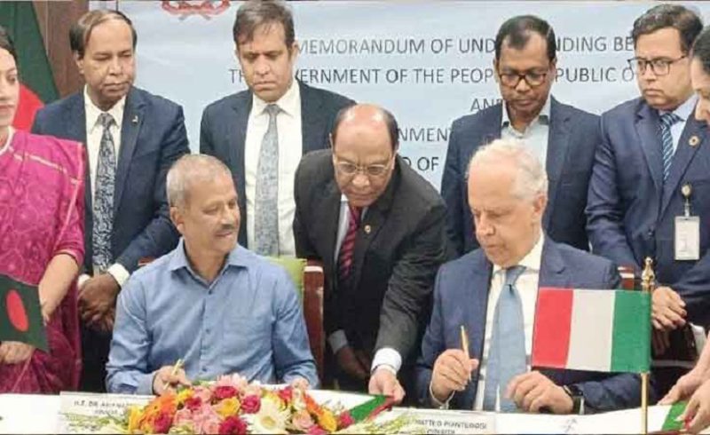 অবৈধ অভিবাসন ঠেকাতে ইতালির সাথে স্মারক সই