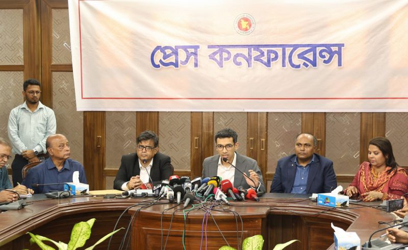 অর্থনৈতিক উন্নতির জন্য চট্টগ্রাম একটি অন্যতম গুরুত্বপূর্ণ কেন্দ্র