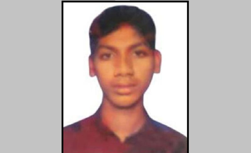 মিরসরাইয়ে ট্রাক চাপায় গাড়ি চালকের সহকারী নিহত