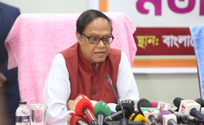 আগামী জুলাই থেকে সব প্রতিষ্ঠানে ক্যাশলেস লেনদেন হবে : গভর্নর