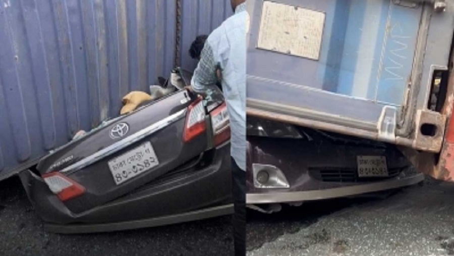 চলন্ত প্রাইভেটকারের ওপর পড়ল কাভার্ডভ্যান, বাবা-মাসহ ২ ছেলের মৃত্যু