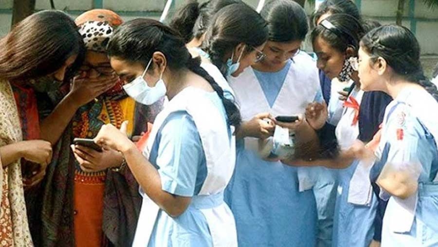 কাল এইচএসসি ও সমমানের ফল প্রকাশ, যেভাবে রেজাল্ট জানবেন