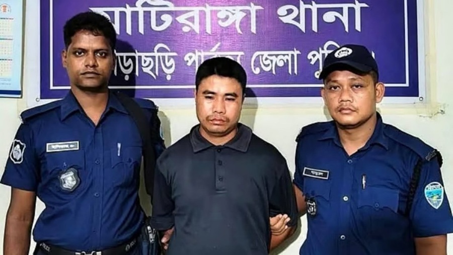 খাগড়াছড়িতে অস্ত্রের মুখে শিক্ষিকাকে তুলে নিয়ে ধর্ষণের অভিযোগ