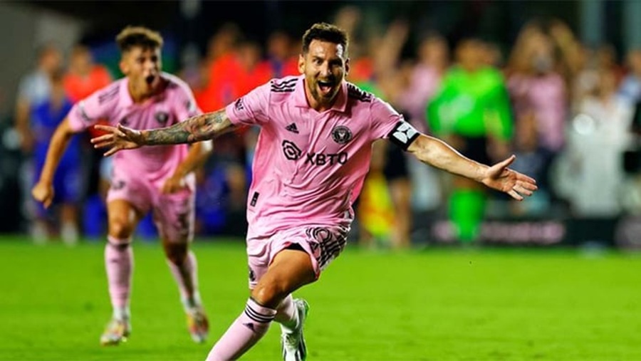 মেসির জোড়া গোলে মায়ামির বড় জয়