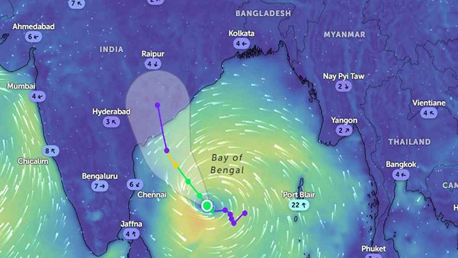 শক্তি বাড়াচ্ছে ‘মন্থা’, বাতাসের গতিবেগ ৬০ কিমি