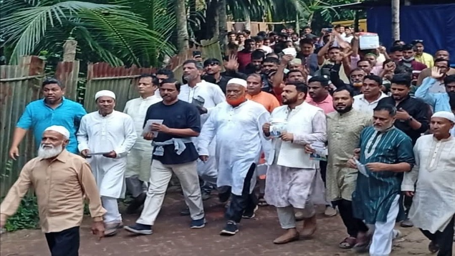 বোয়ালখালীর কধুরখীলে ধানের শীষের গণসংযোগ