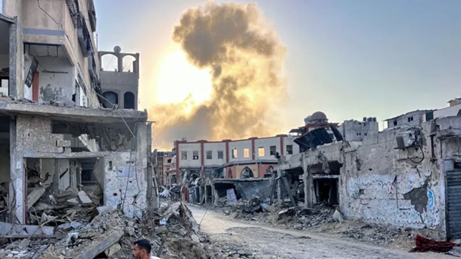 গত ২৪ ঘণ্টায় গাজায় ইসরায়েলি হামলায় নিহত ৩