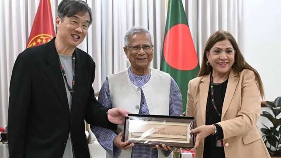 ক্যান্সার নিয়ে সর্বজনীন সচেতনতা বাড়ানোর আহ্বান প্রধান উপদেষ্টার