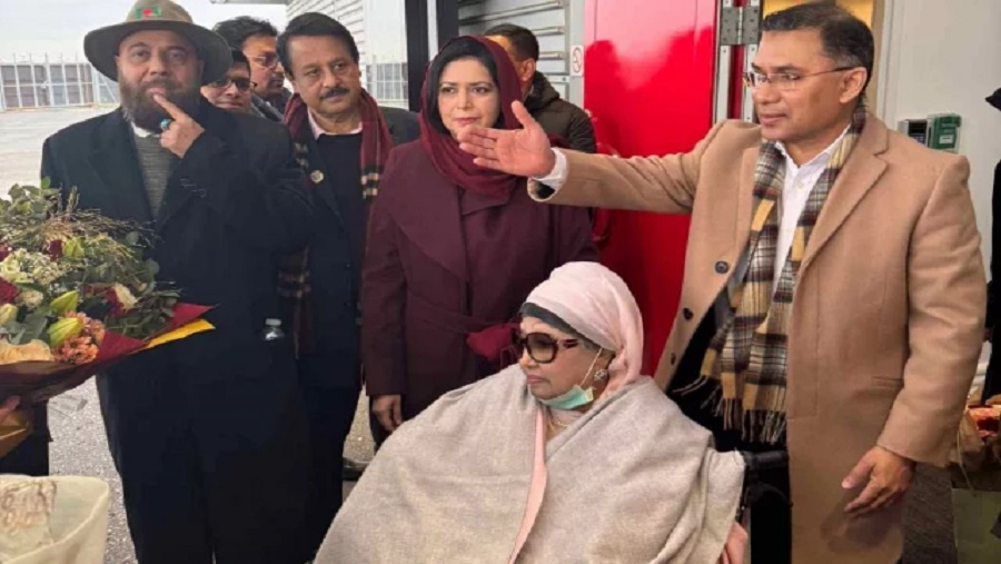 অত্যন্ত সংকটময় মুহূর্তে মা, দেশবাসীর দোয়া চাইলেন ছেলে