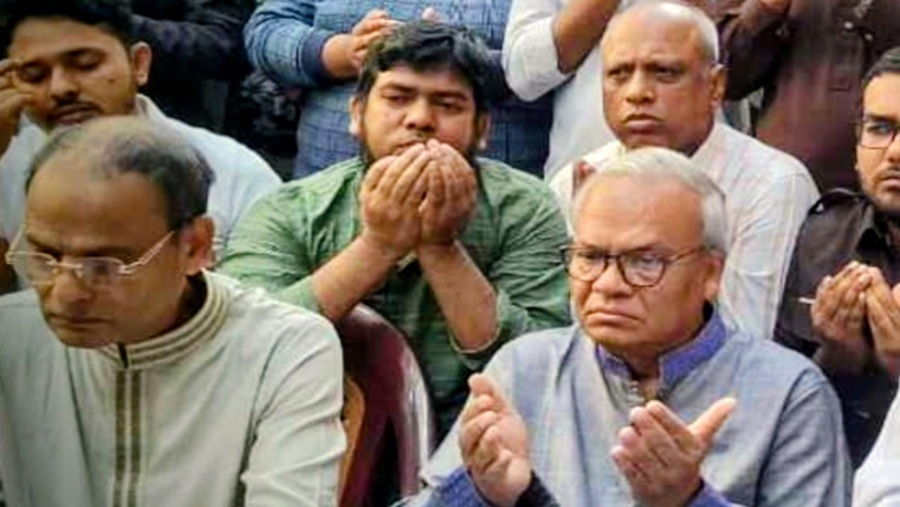 খালেদা জিয়ার অসুস্থতায় সারাদেশের মানুষ উদ্বিগ্ন: রিজভী