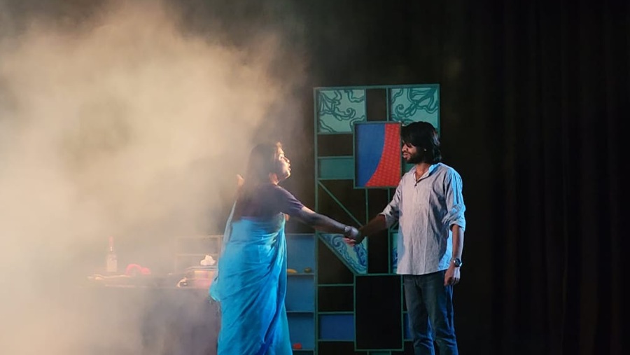 চট্টগ্রামে মঞ্চস্থ হলো ‘স্পার্টাকাস বিষয়ক জটিলতা’