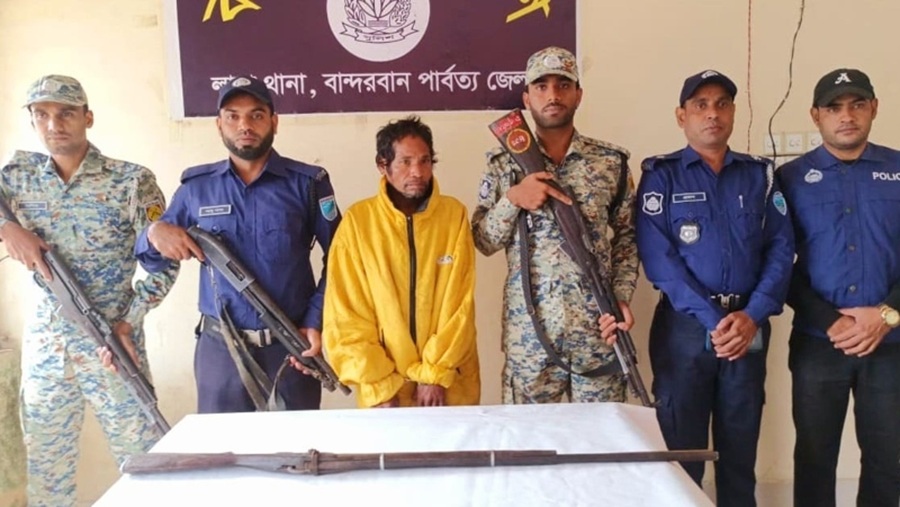 বন্দুক’সহ সাজাপ্রাপ্ত আসামি কাইংপা ম্রো’ গ্রেপ্তার