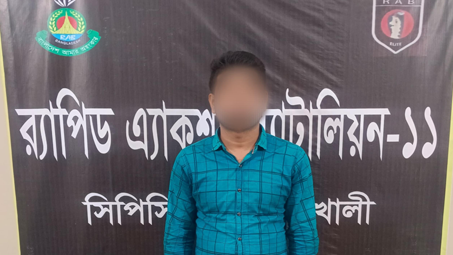 নোয়াখালীতে ডাকাতির সময় গণধর্ষণ, গ্রেপ্তার ১