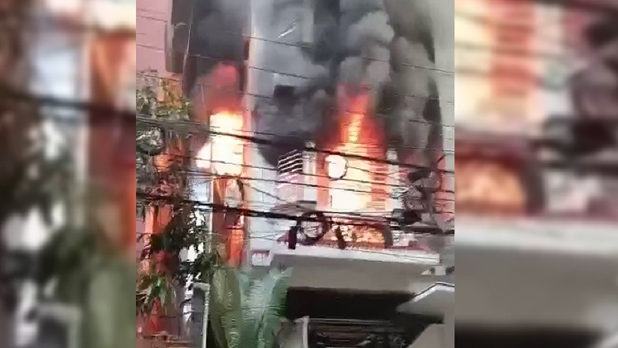 রাজধানীর উত্তরায় সাততলা ভবনে আগুন: নিহত ৩