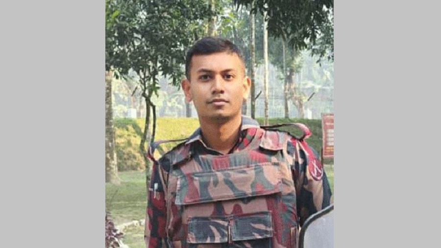 সীমান্তে রাইফেলের গুলিতে বিজিবি সদস্যের মৃত্যু