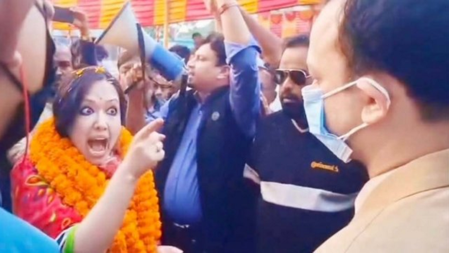 রুমিন ফারহানাকে শোকজ, সশরীরে হাজির হয়ে ব্যাখ্যার নির্দেশ