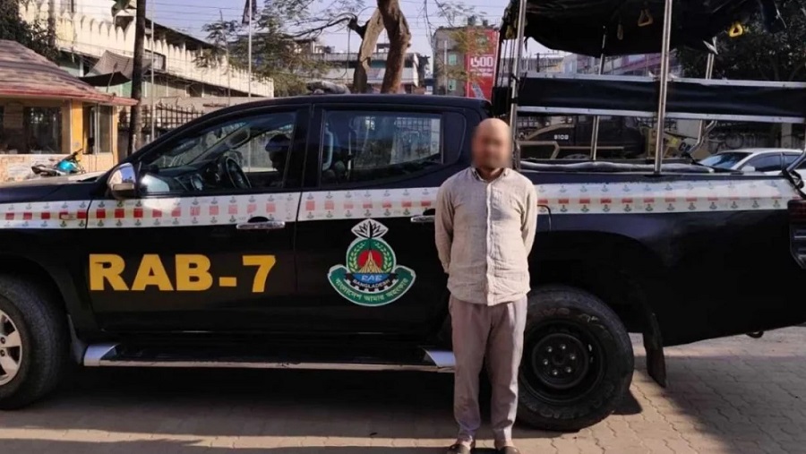 সীতাকুণ্ডে নবীউল হত্যা মামলার প্রধান আসামি সুমন গ্রেপ্তার