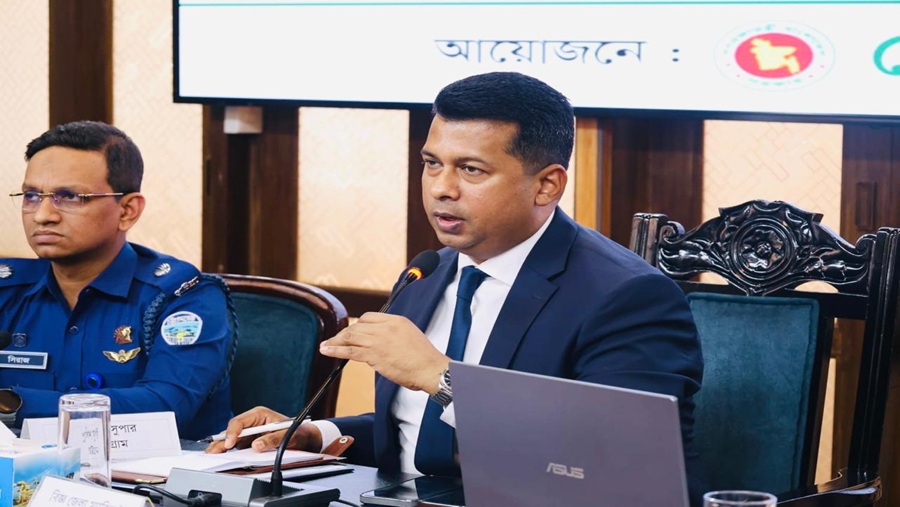 ভোটকে উৎসবমুখর ও গ্রহণযোগ্য করতে সর্বোচ্চ চেষ্টা চট্টগ্রামের ডিসির