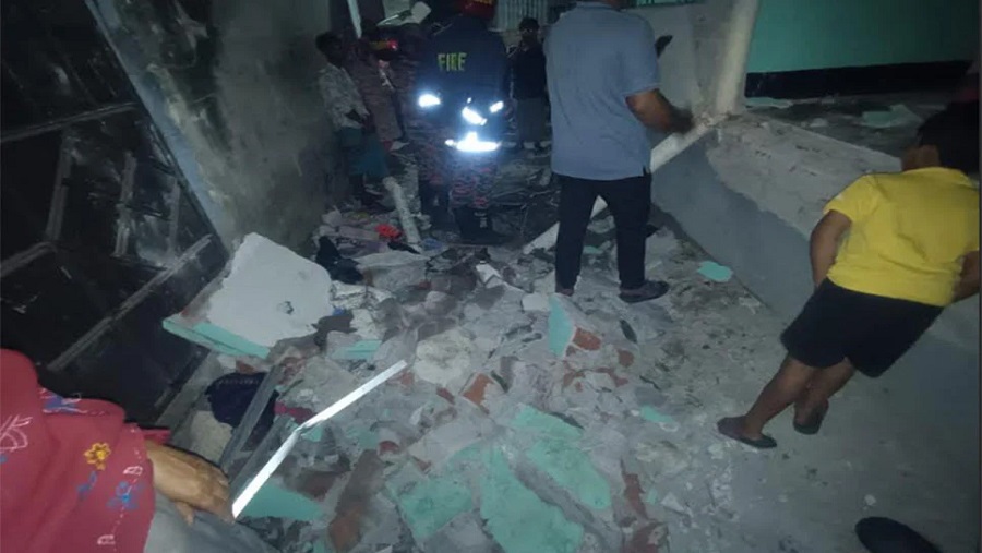চট্টগ্রামের পর কুমিল্লায় গ্যাস বিস্ফোরণে একই পরিবারের ৪ জন দগ্ধ