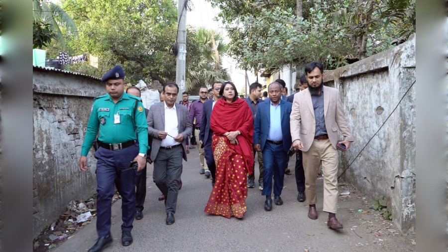 চট্টগ্রামে আধুনিক তথ্য কমপ্লেক্সের স্থান পরিদর্শনে তথ্য সচিব