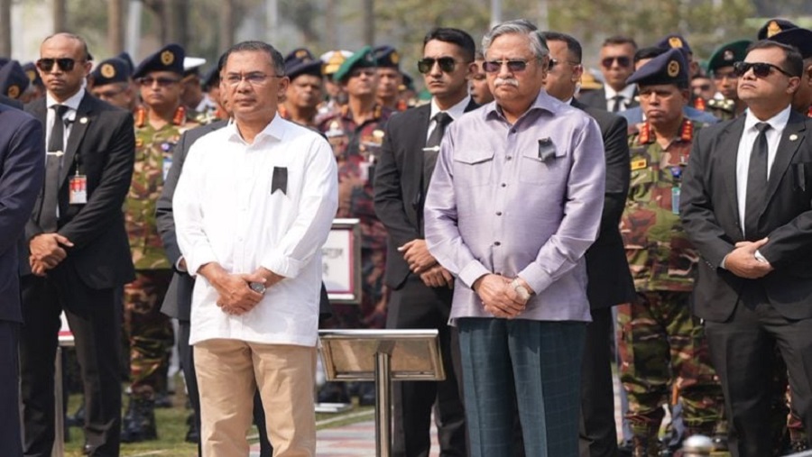 পিলখানায় নিহতদের প্রতি রাষ্ট্রপতি ও প্রধানমন্ত্রীর শ্রদ্ধা