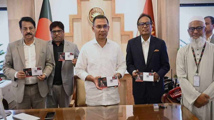 মাতৃভাষা দিবসের স্মারক ডাকটিকিট উন্মোচন করলেন প্রধানমন্ত্রী
