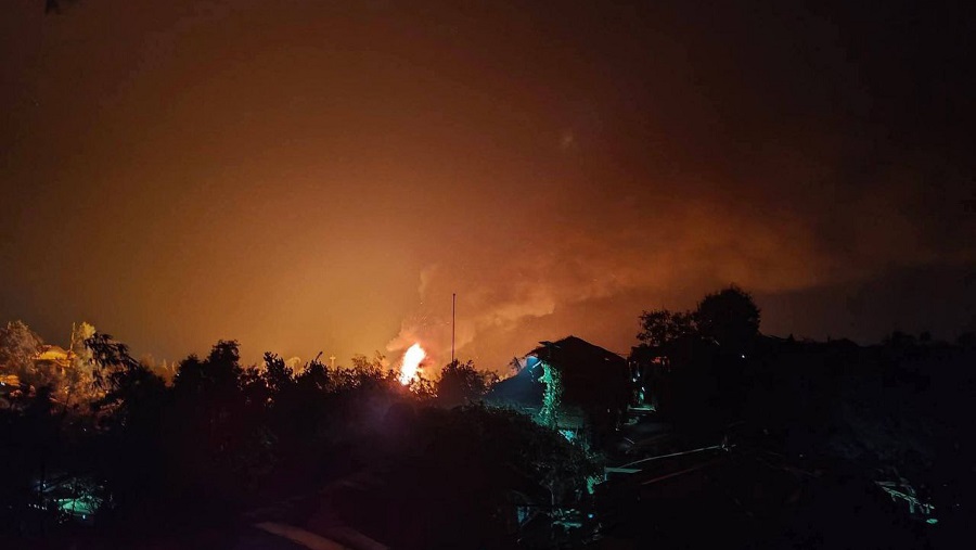উখিয়ায় রোহিঙ্গা ক্যাম্পে ভয়াবহ অগ্নিকাণ্ড, নিহত ১