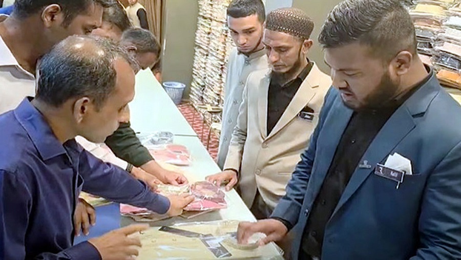 দেশীয় পাঞ্জাবি বিদেশি বলে বিক্রি, রাজস্থান পাঞ্জাবিকে লাখ টাকা জরিমানা