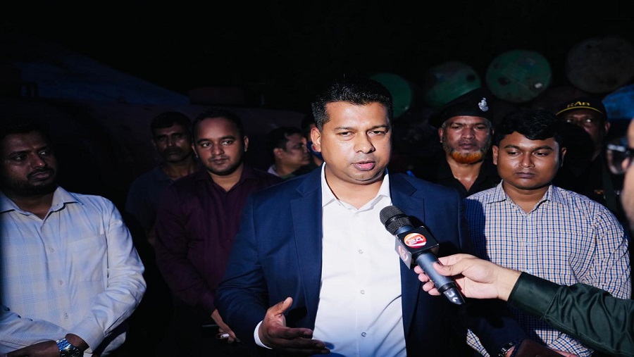 মজুদদাররা ব্যবসায়ী নয়, তারা রাষ্ট্রের শত্রু: ডিসি জাহিদ