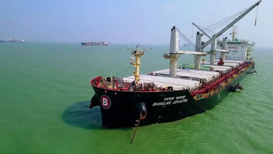 হরমুজ পার হতে না পেরে শারজাহমুখী ‘বাংলার জয়যাত্রা’