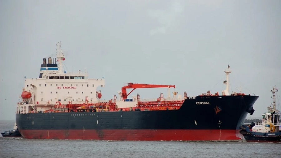 ২৬ হাজার টন অকটেন নিয়ে চট্টগ্রাম বন্দরে পৌঁছেছে ‘সেন্ট্রাল স্টার’