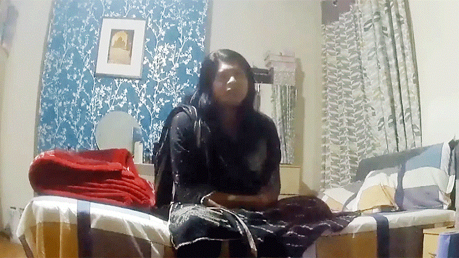 ‘সবাই এখন গে-কেস করছে’—বিবিসি প্রতিবেদনে আশ্রয় জালিয়াতির ভয়াবহ চিত্র