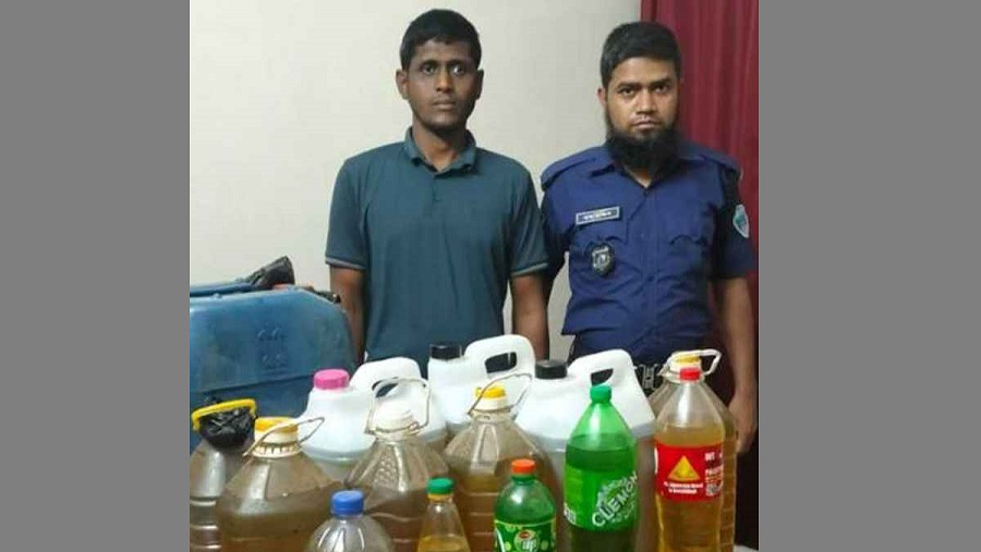 অবৈধভাবে শত লিটার ডিজেল মজুত,রাঙ্গামাটিতে গ্রেপ্তার ১