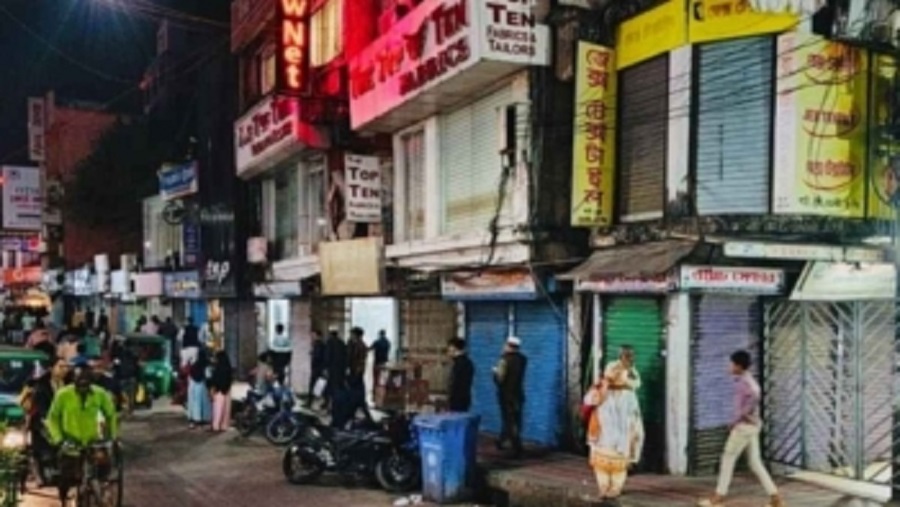 সন্ধ্যা ৬টার মধ্যেই দোকান বন্ধ রাখার সিদ্ধান্ত বহাল