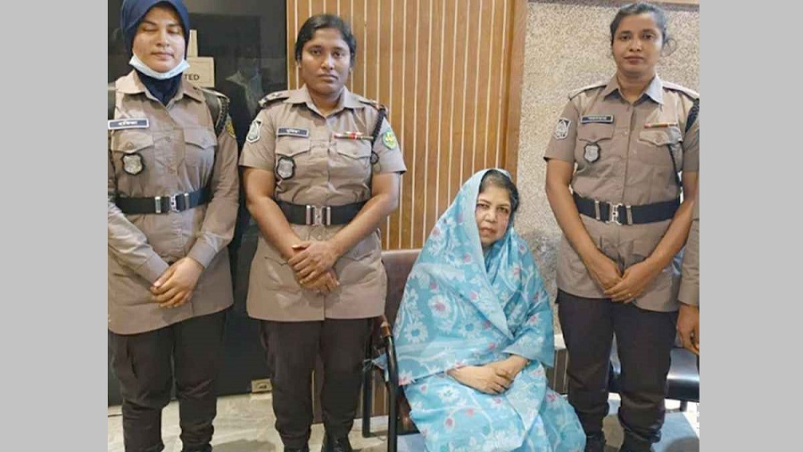 সাবেক স্পিকার শিরীন শারমিন আটক, নেওয়া হয়েছে ডিবি কার্যালয়ে