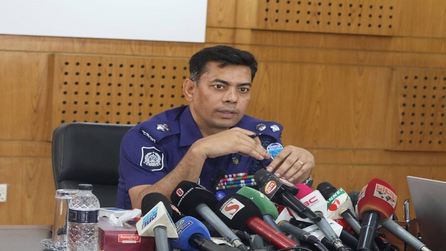 পরিকল্পিত অভিযানে রাউজানকে সন্ত্রাসমুক্ত করার ঘোষণা পুলিশের