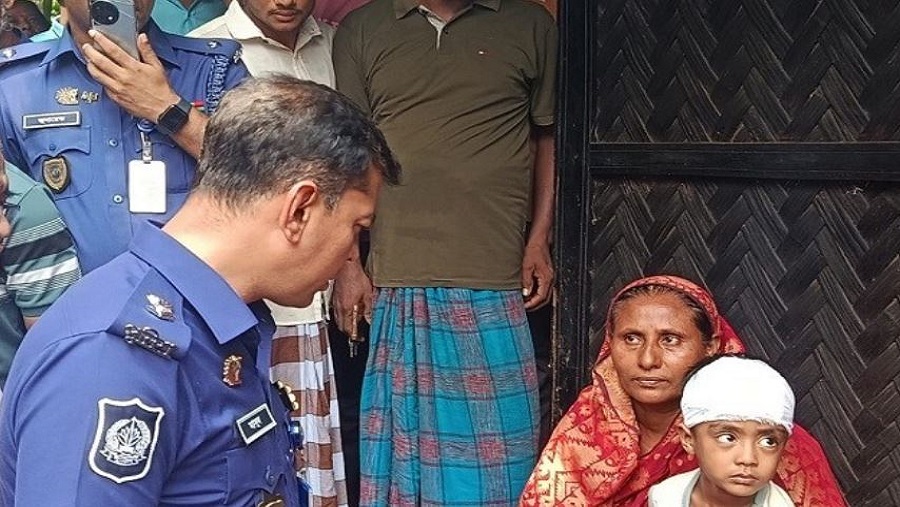 আনোয়ারার জোড়া খুনে পরিচিত কেউ জড়িত,পুলিশের তদন্তে নতুন ইঙ্গিত